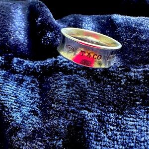 Tiffany & Co 1837 Ring Size 7.5 🌸🌸🌸